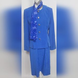 Leslie Fay suit with scarf. Size 12